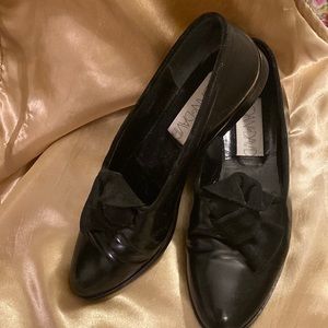 Vintage Joan & David Black Flats Handmade in Italy Size 9.5